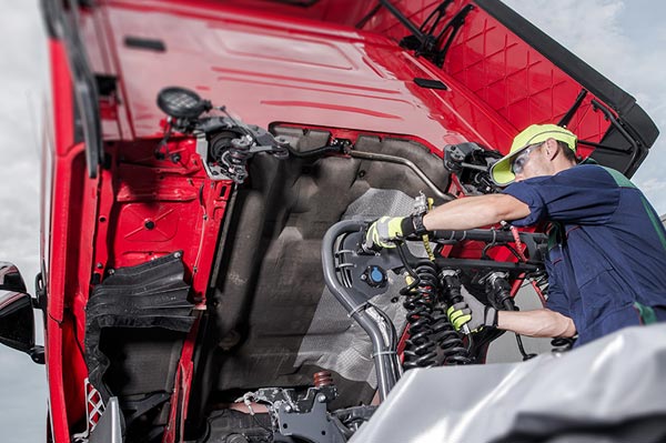 Onsite Truck Repairs